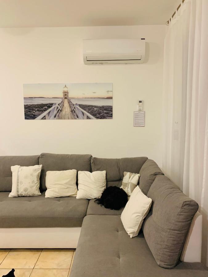 Ivana Apartment With Terrace Novalja Exterior foto